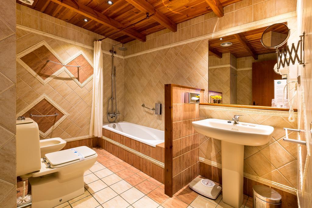 Mas De La Sala Otel Sallent Dış mekan fotoğraf